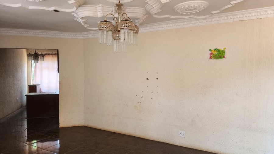 3 Bedroom Property for Sale in Geelhoutpark North West